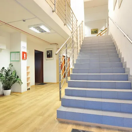 Viola Hostel